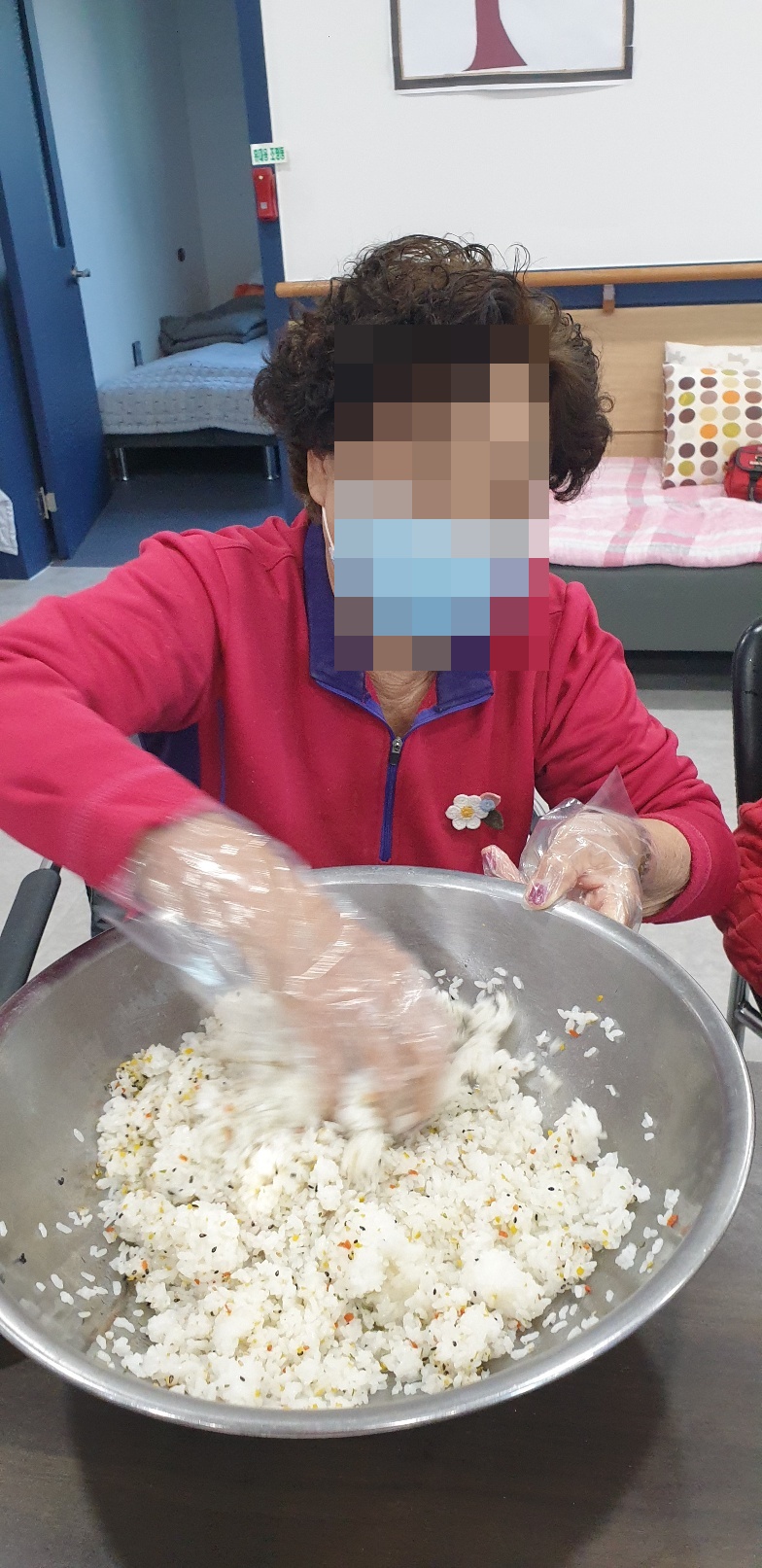 2025. 11. 4 유부초밥만들기(주야간보호센터)