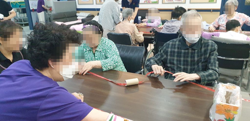 2025.6.10휴지심옮기기(요양원)