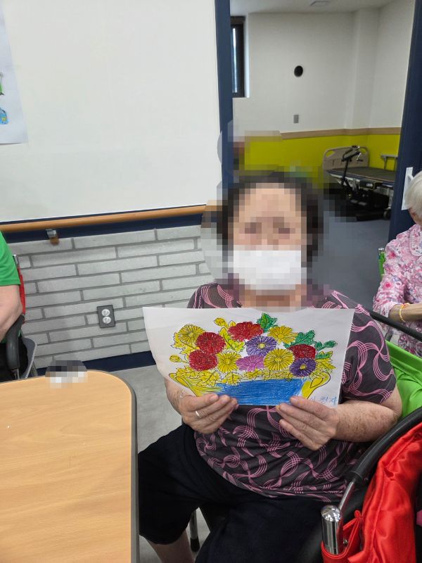 2025년 9월 8일 국화꽃 꾸미기(요양원)